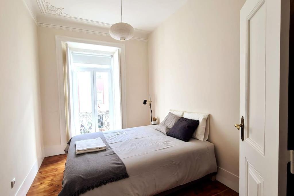Apartment Flat Art - Luxury With Private Pool & Garden