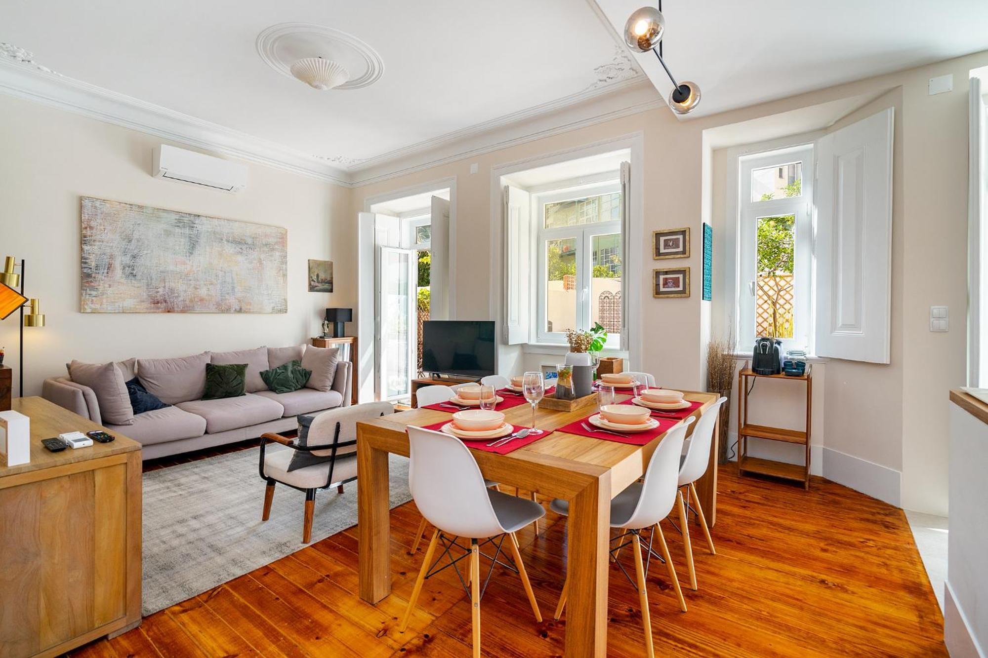 Apartment Design Flat, Luxury, 7 People, Pool & Garden